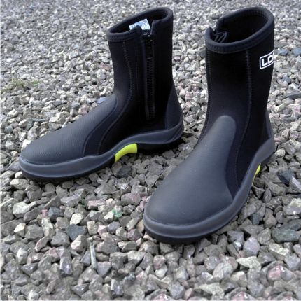 Diving Boots