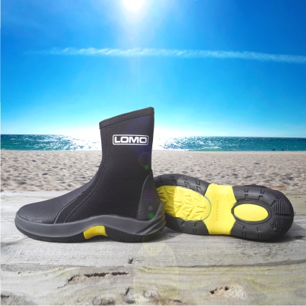 Kayak Footwear